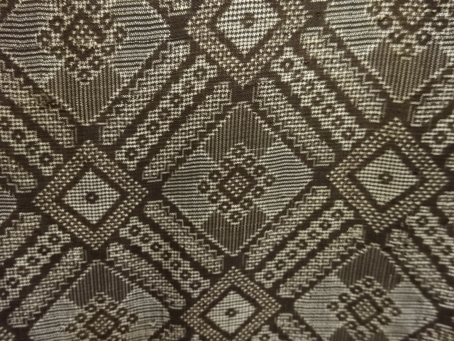 JAPANESE KIMONO / ANTIQUE KIMONO / SILK / DORO OSHIMA TSUMUGI / WOVEN GRID